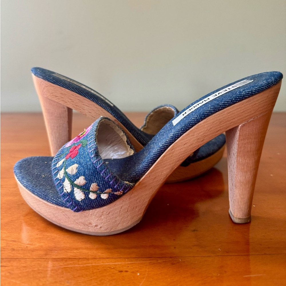 Steve Madden Vintage 90s Embroidered Denim & Wood Mule Heel. Sz.6 Made In Italy